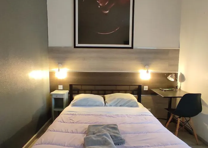 Hotel Le Bon Moine Reims